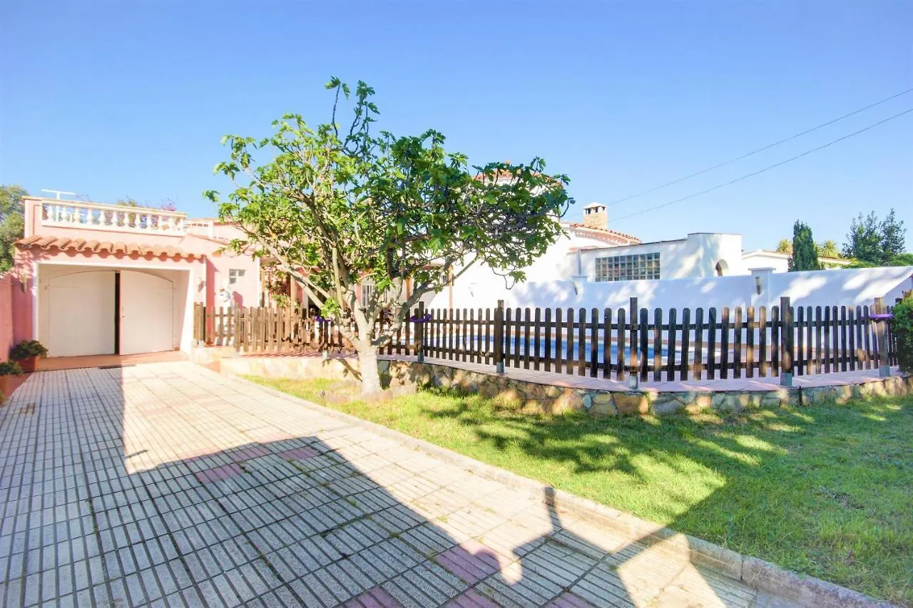 Villa Requesens 139 Empuriabrava - Immo Barneda Spain