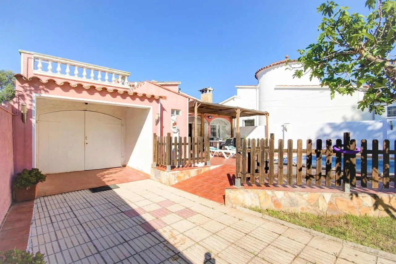 Villa Requesens 139 Empuriabrava - Immo Barneda 0*,  Spain