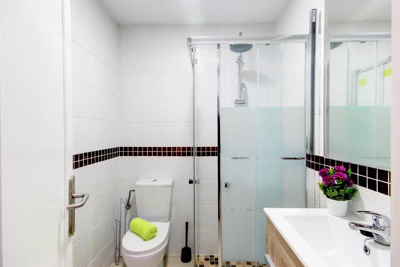 Villa Requesens 139 Empuriabrava - Immo Barneda