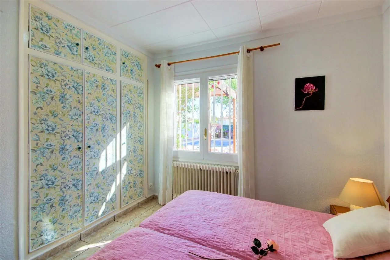 Villa Requesens 139 Empuriabrava - Immo Barneda